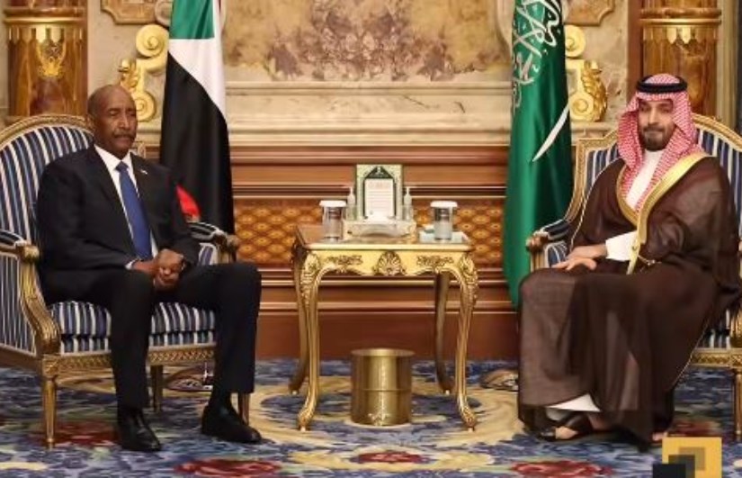 رئيس مجلس السيادة السوداني -  السلطان هيثم بن طارق 