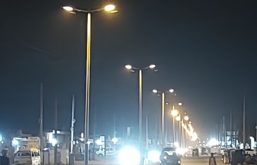 اكتمال مشروع إنارة شارع حي  "دار النعيم"