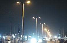 اكتمال مشروع إنارة شارع حي  "دار النعيم"