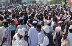 نشطاء ومواطنون في مدينة بورتسودان