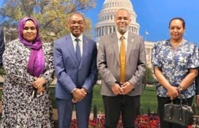 وزير الصحة بواشنطن 