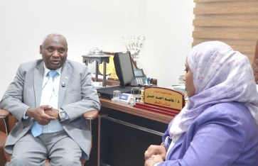 جانب من اللقاء