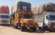شاحنات محملة بالوقود