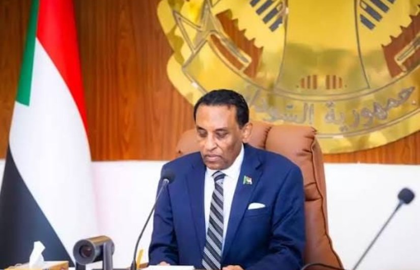كامل إدريس
