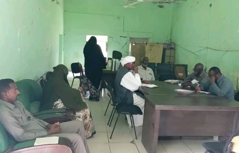 جانب من اللجان