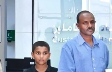 تكريم وافد سوداني لأمانته