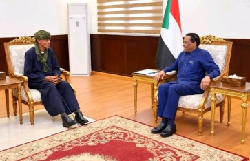 رئيس الوزراء السوداني يلتقي وفد مجلس الصحوة الثوري برئاسة موسى هلال