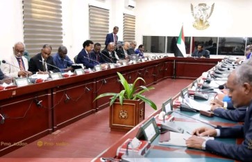 مجلس الوزراء السوداني يطمئن على إجراءات ضبط سعر الصرف واستقرار العملة الوطنية