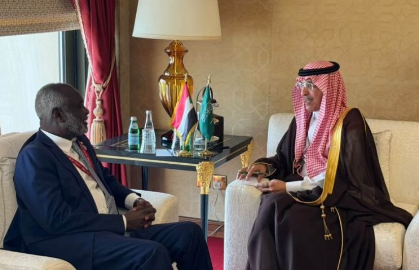 وزيرا المالية السوداني والسعودي يبحثان تعزيز التعاون الاقتصادي وتيسير التجارة