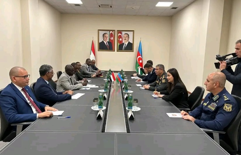 السودان وأذربيجان تبحثان تعزيز التعاون العسكري والدفاعي في باكو